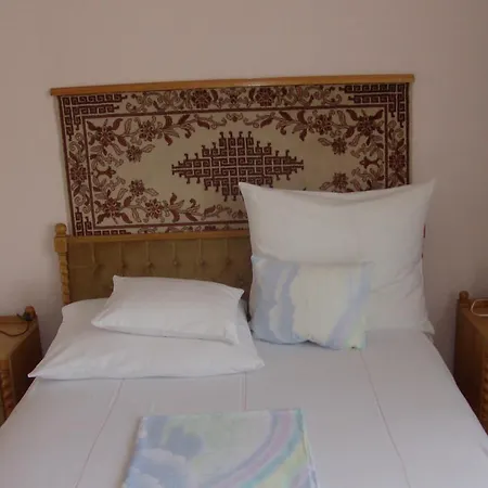 Guest house Zsuzsanna Haz *